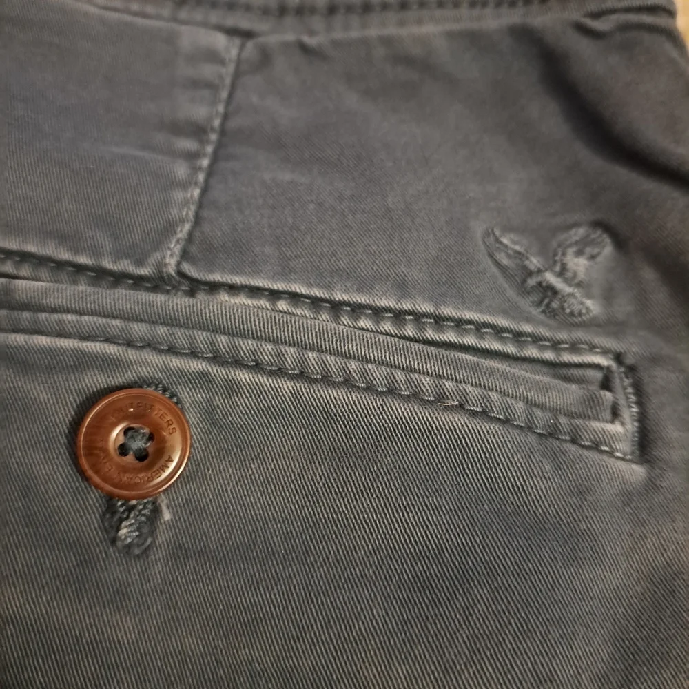 American Eagle Outfitters Flat-front Chino Shorts Men's Size 30